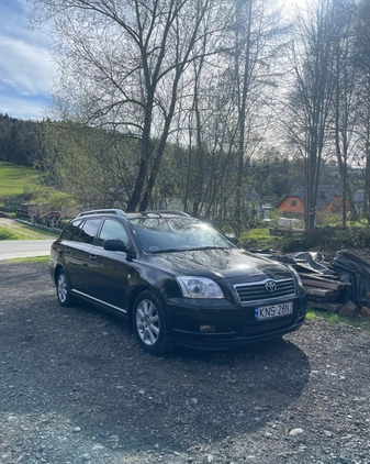 Toyota Avensis cena 5000 przebieg: 430000, rok produkcji 2004 z Karczew małe 121
